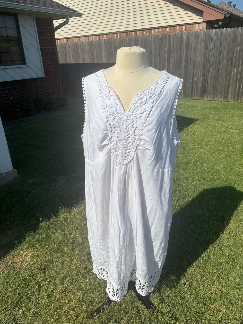 White Embroidered Sleeveless Cotton Dress